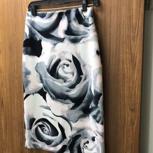 Worthington floral skirt. Size 6